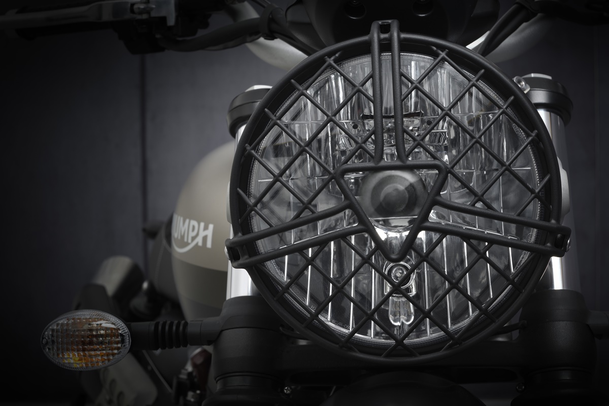 Triumph Street Scrambler Sandstorm 2021