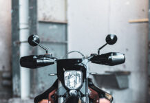 La Husqvarna 701 enduro LR REPLAY Limited Edition