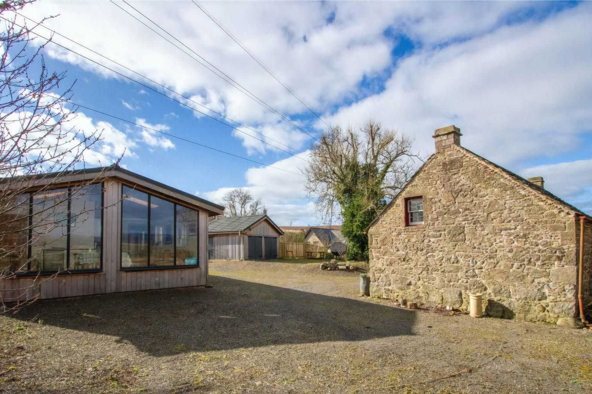 Davidson Cottage