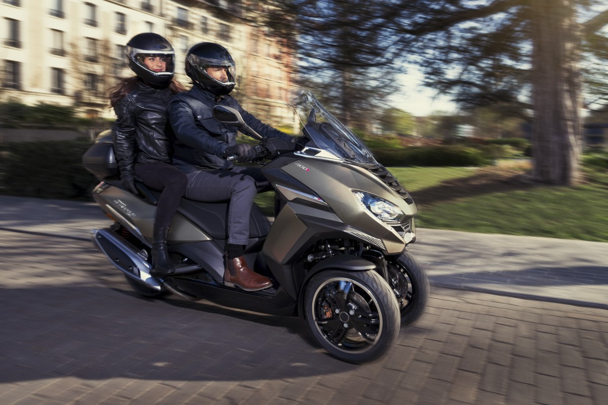Peugeot Metropolis SW.