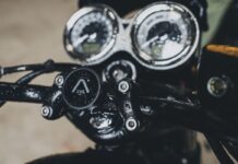 Navegador Triumph Beeline.