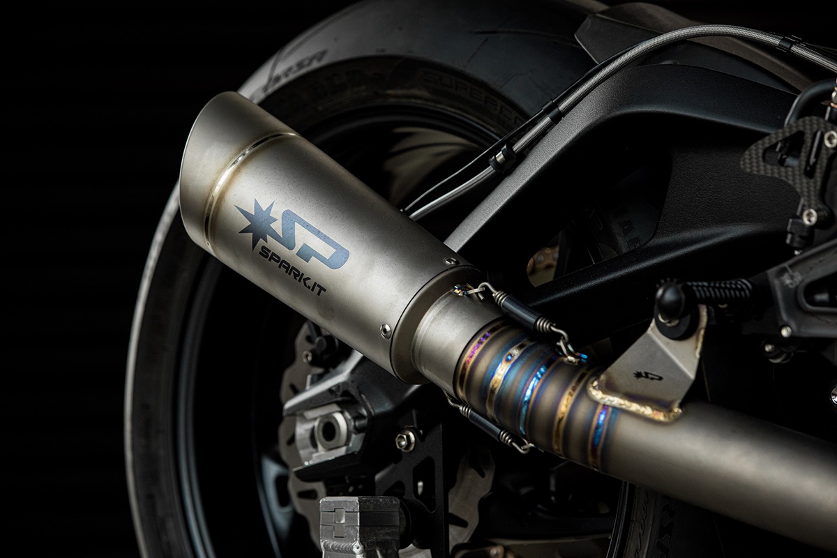 Dynavolt Triumph Street Triple 765 RS 2021