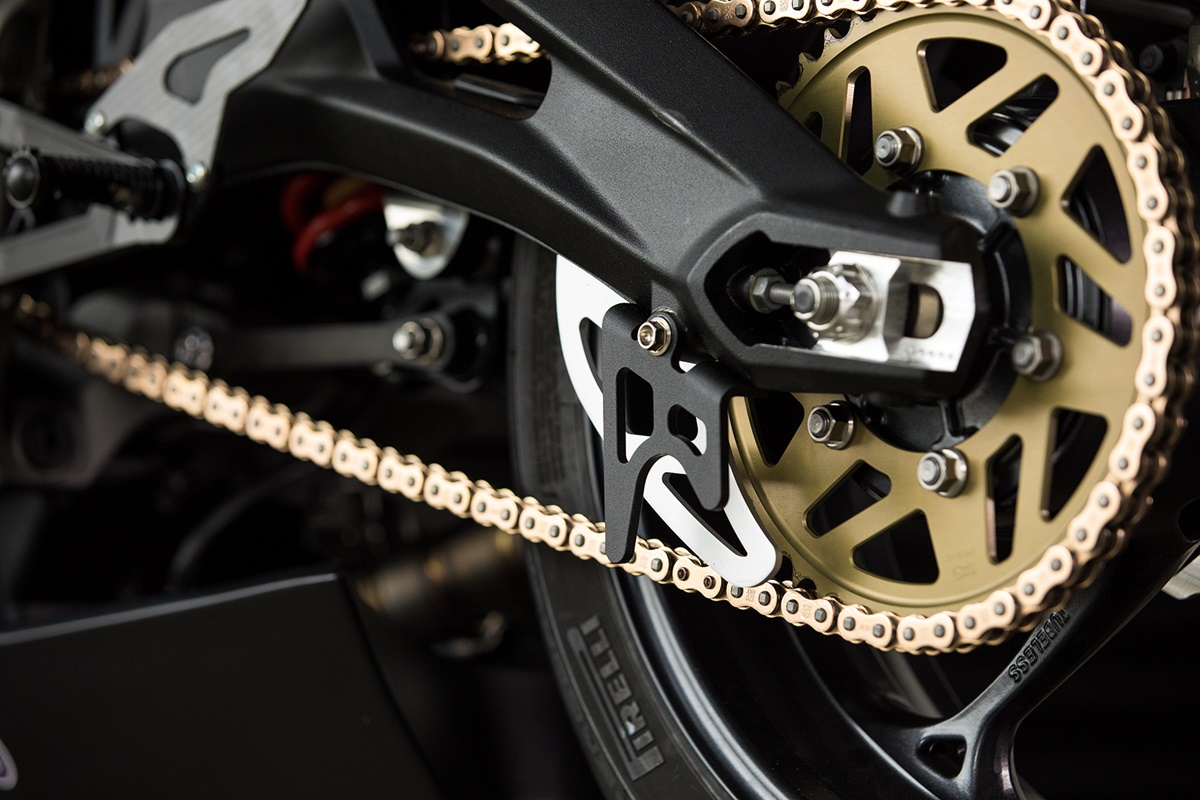Dynavolt Triumph Street Triple 765 RS 2021