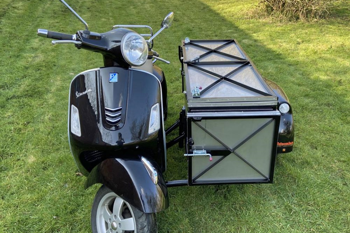 Vespa Food Truck