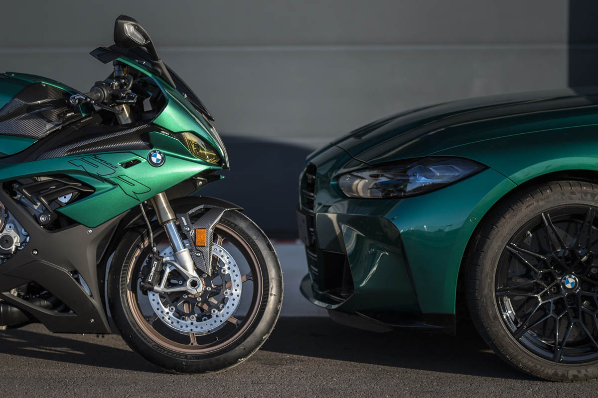 bmw_s1000rr_iom_2021_05