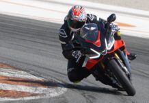 ¿Cuánto ejercicio hacemos montando en moto?