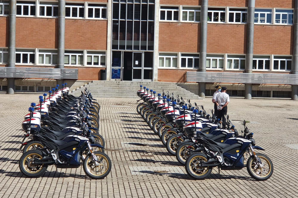 Así son las 22 nuevas motos eléctricas de la Policía Nacional