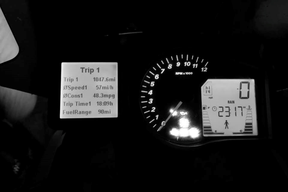 Padre e hijo recorren 1.600 kilómetros en menos de 24 horas
