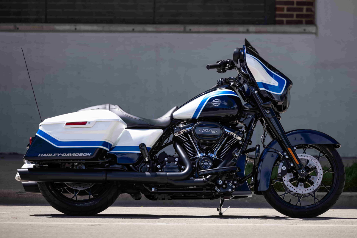 La Harley Street Glide Special con el acabado Arctic Blast solo tendrá 500 unidades