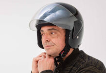 avisador_casco_moto_desabrochado_01