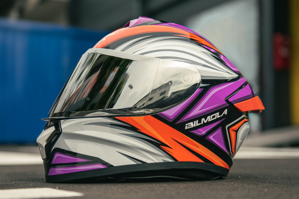 Así luce el casco de moto de Dragon Ball inspirado en Muten Roshi
