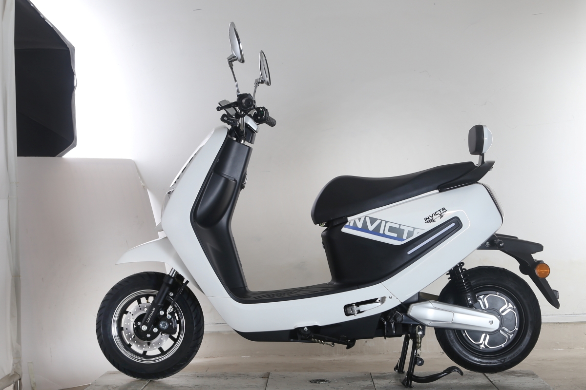 Invicta Electric MB5 Utrera