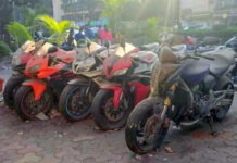 Las supermotos de la India acaban muchas veces en una comisaría y nadie las reclama