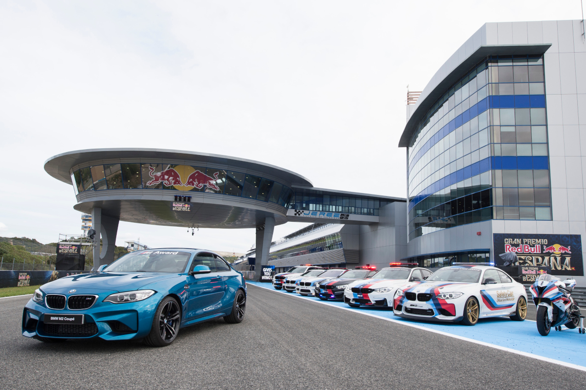 Presentación del BMW M2 Coupé como premio al 'poleman' del año en MotoGP 2016