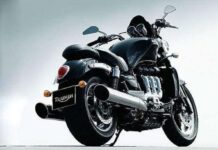 Triumph Rocket III Roadster 2010