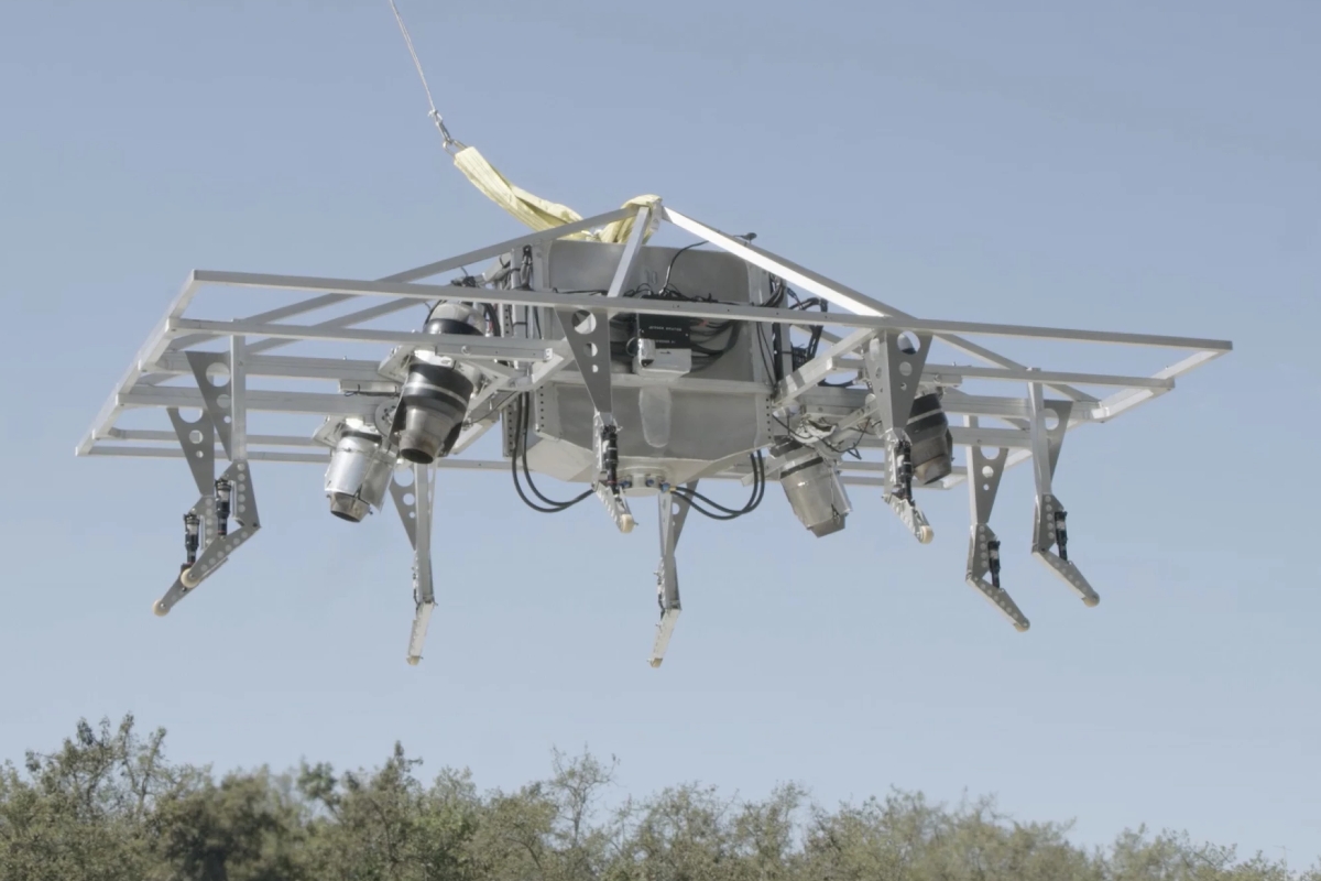 El primer prototipo del 'Speeder', aún muy lejos de la versión final...