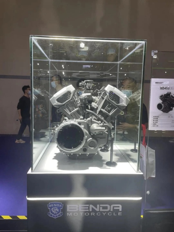 Nuevos motores Benda V4