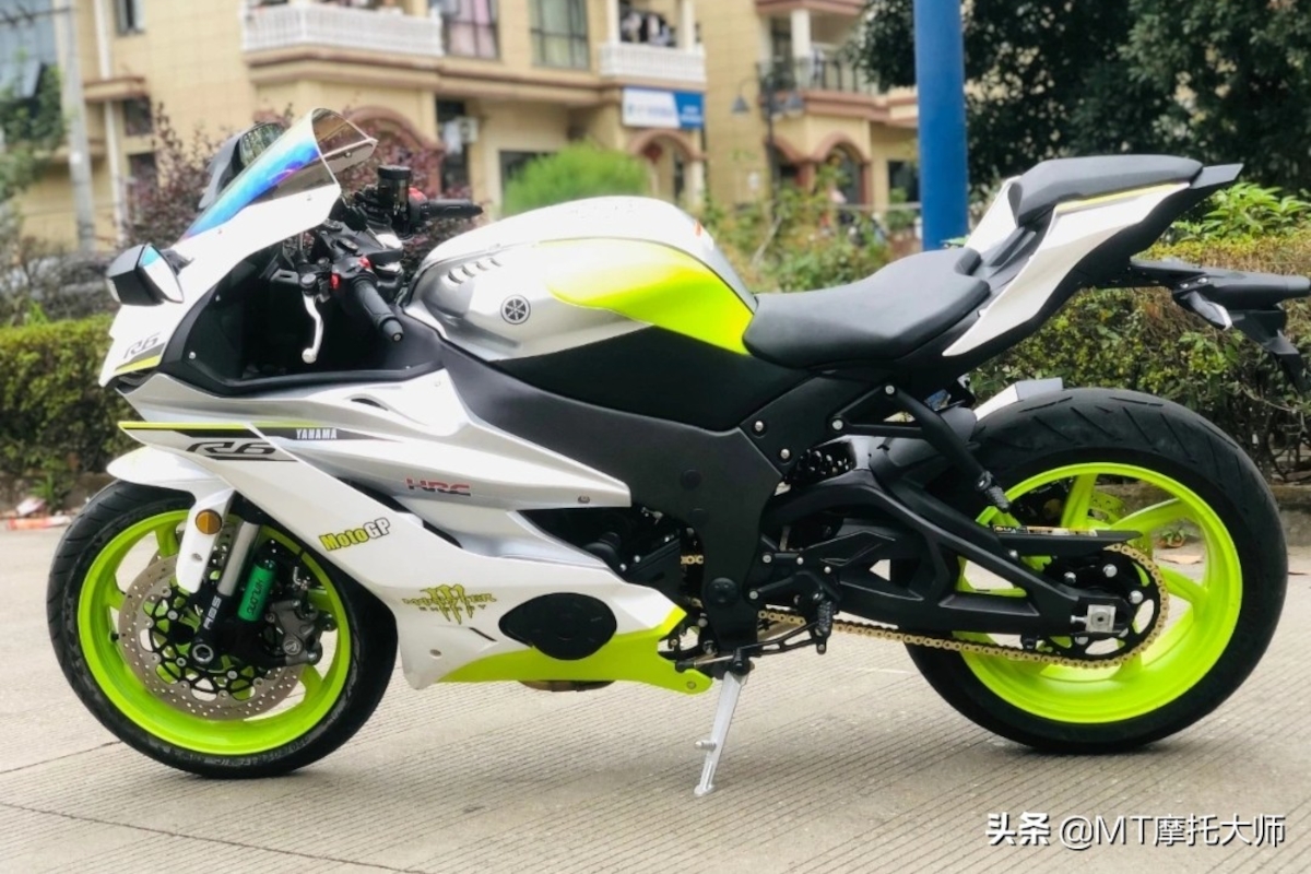 La 'nueva' Yamaha R6 clonada cuesta alrededor de 3.500 €... Pero solo en China