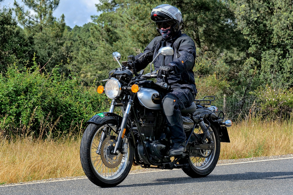 Benelli Imperiale 400 ContiGo!