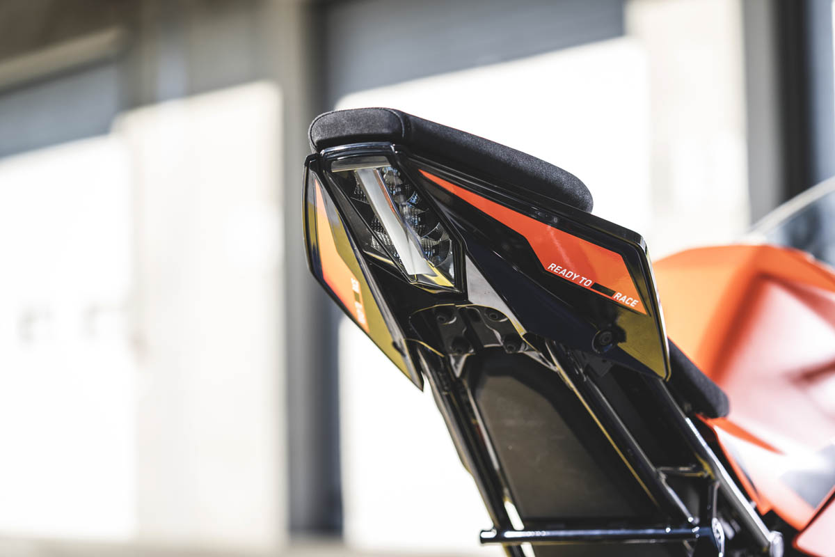 ktm_rc_390_2022_14