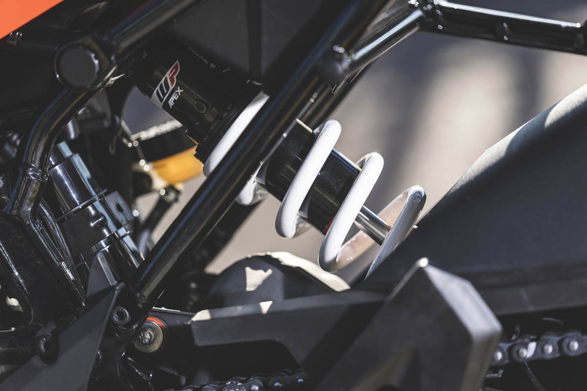 ktm_rc_390_2022_17