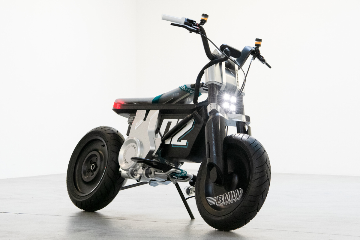 Así es la nueva moto eléctrica de BMW: BMW Concept CE 02