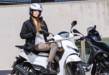 Los leggings para moto Jane de Overlap son perfectos para moteras