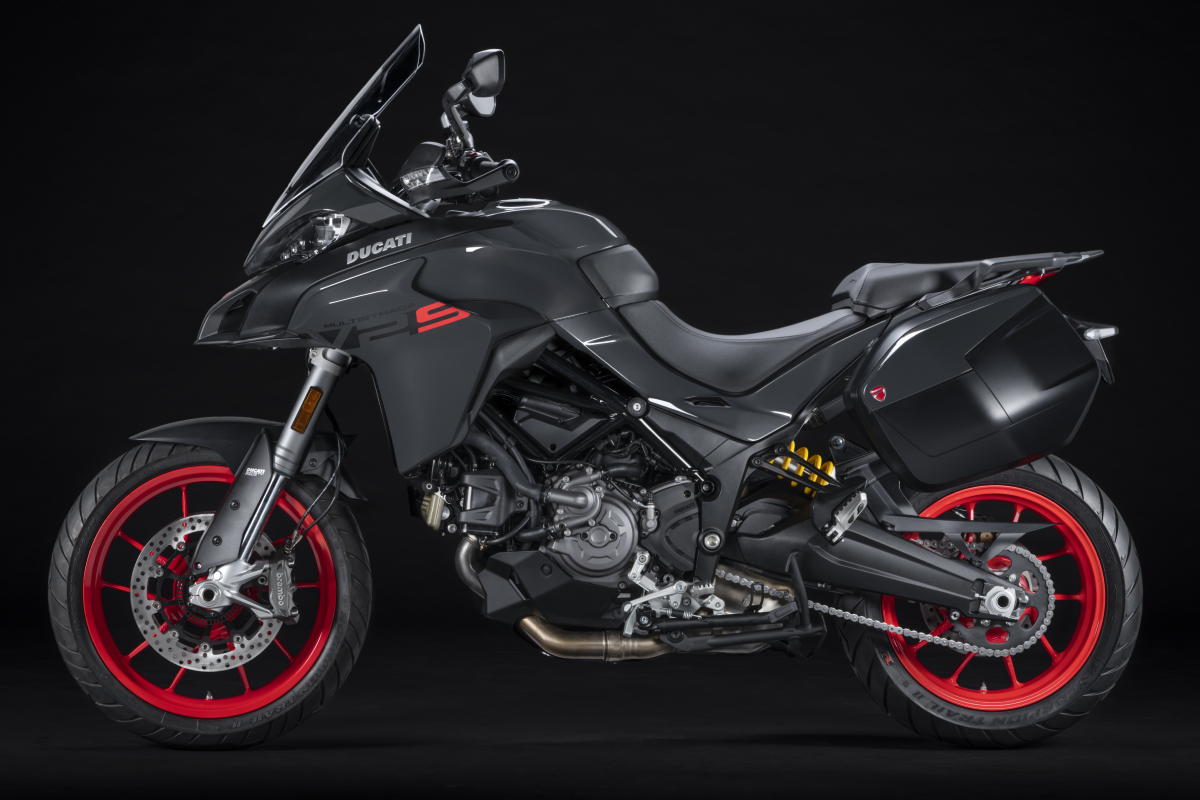 nueva_ducati_multistrada_v2_s_street_grey