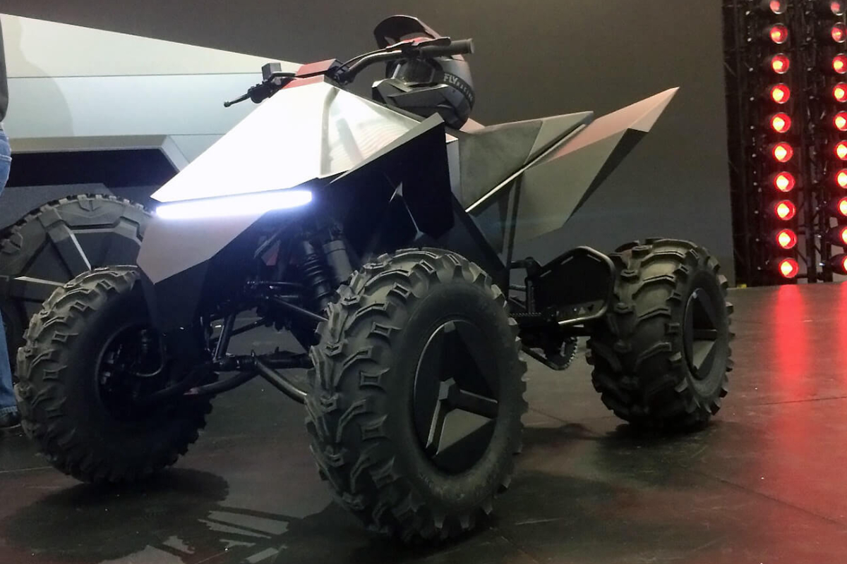 El Tesla Cyberquad podría llegar en 2022