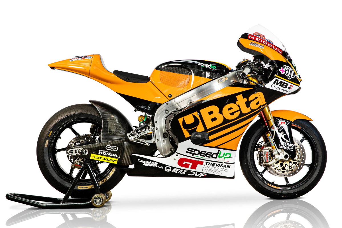 ex-sam_lowes_2014_speed_up-honda_moto2_racing_motorcycle