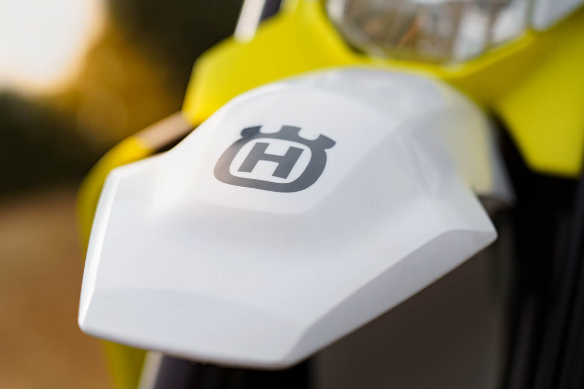 husqvarna_701_supermoto_2021_14