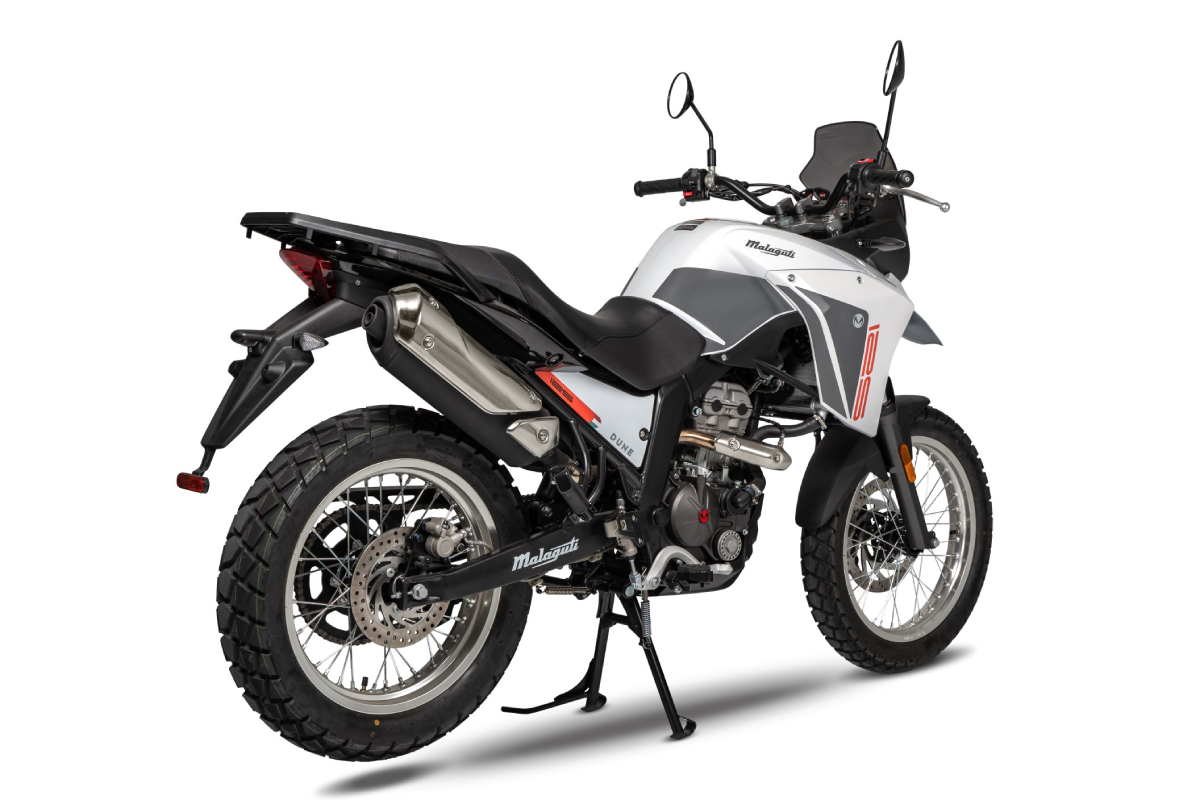 malaguti_dune125_tres_cuartos_trasera