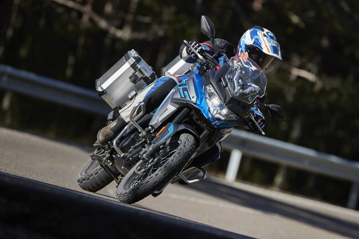 voge_650dsx_2021_presen_08