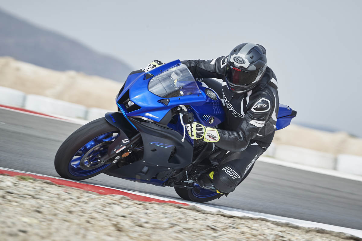 yamaha_r7_2022_07