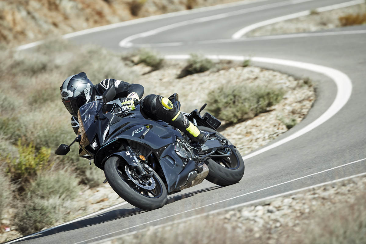 yamaha_r7_2022_13