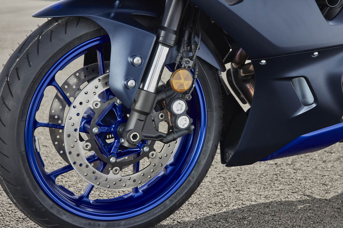 yamaha_r7_2022_24