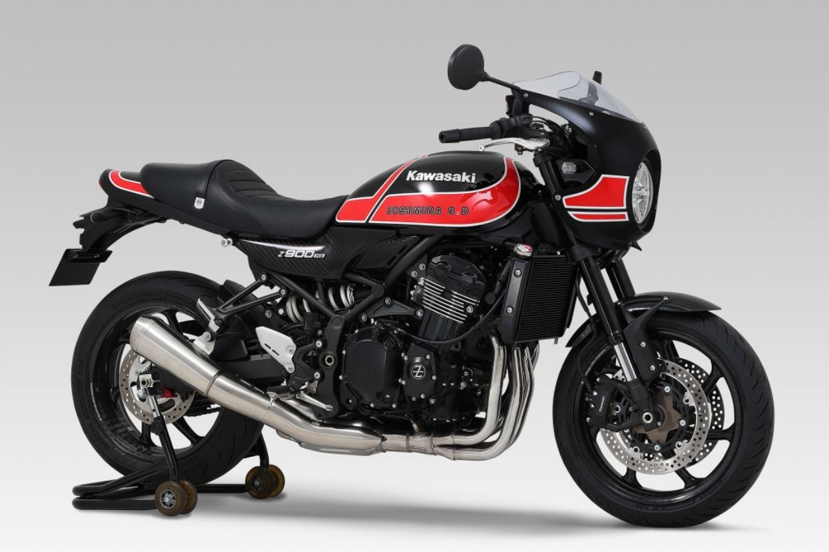 Kawasaki Z900RS con kit Yoshimura