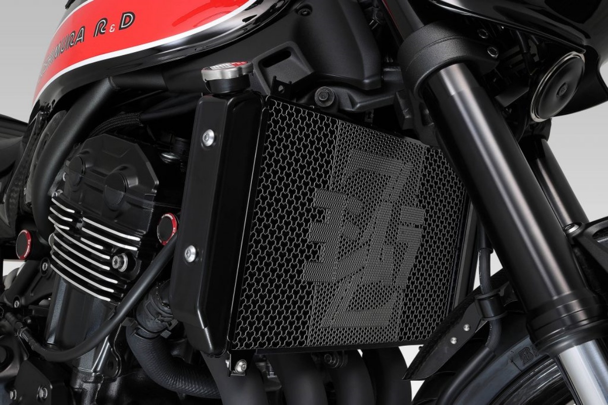 Kawasaki Z900RS con kit Yoshimura