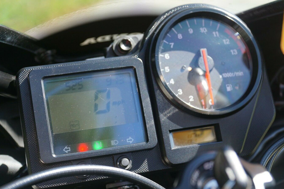 El cuadro de la CBR929RR Fireblade de 2001