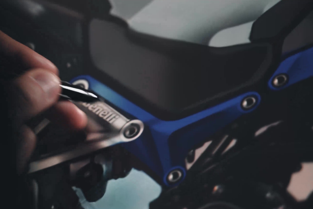 benelli_trk_800_boceto
