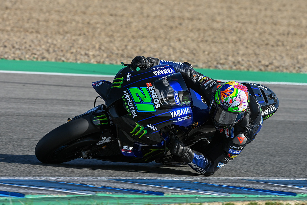 Franco Morbidelli, probando un poco de la Yamaha 2022