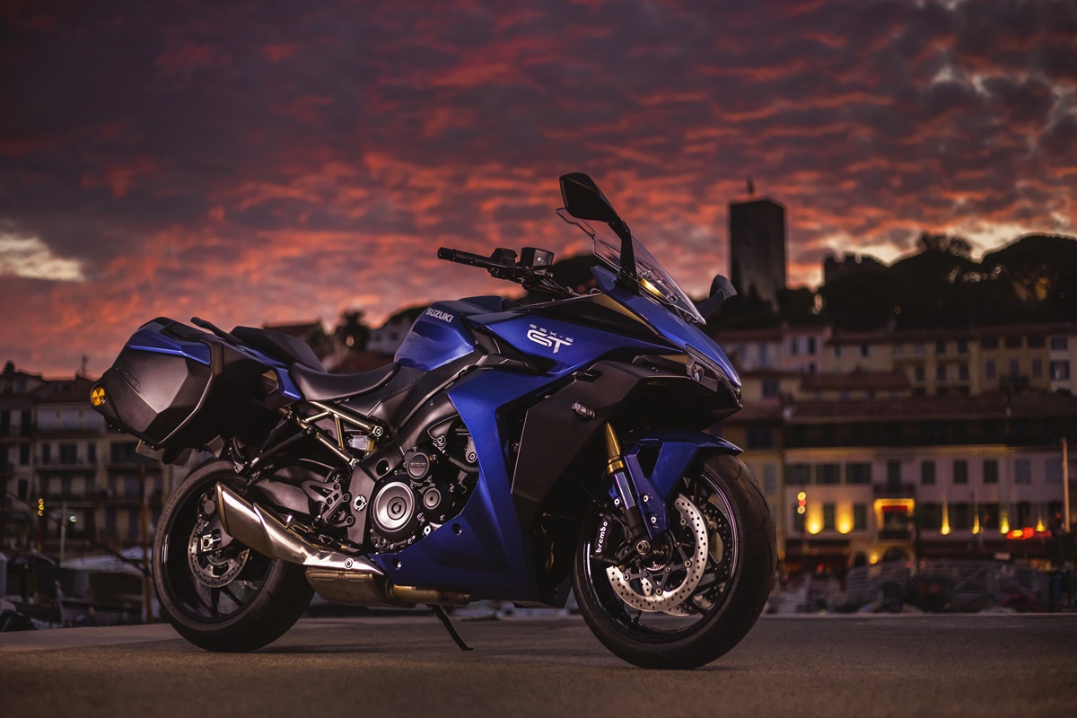 Suzuki GSX-S1000GT,