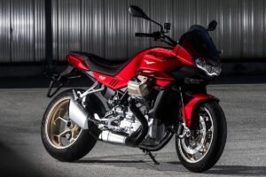 La V100 Mandello es la moto más tecnológica de Moto Guzzi hasta el momento
