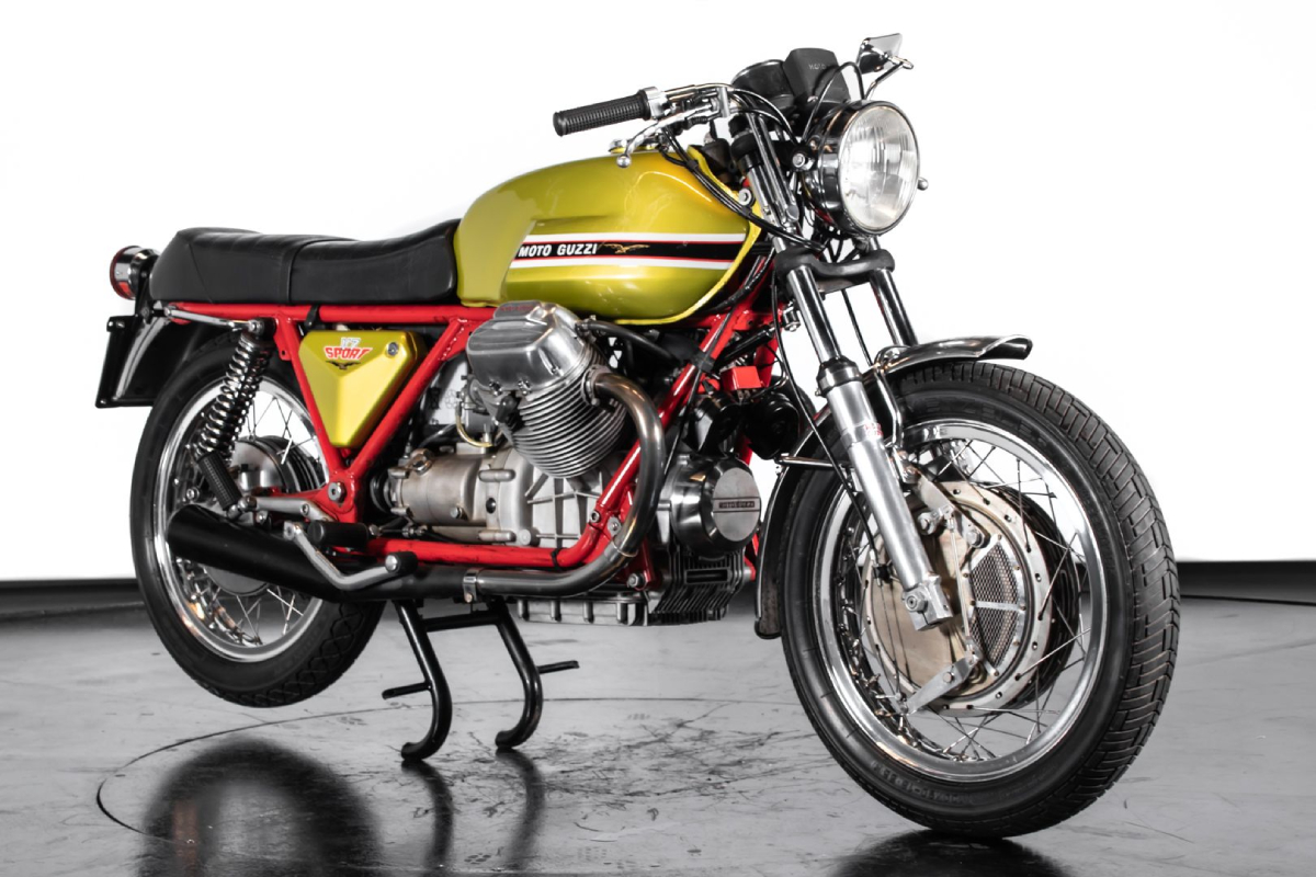 moto_guzzi_v7_sport_1972