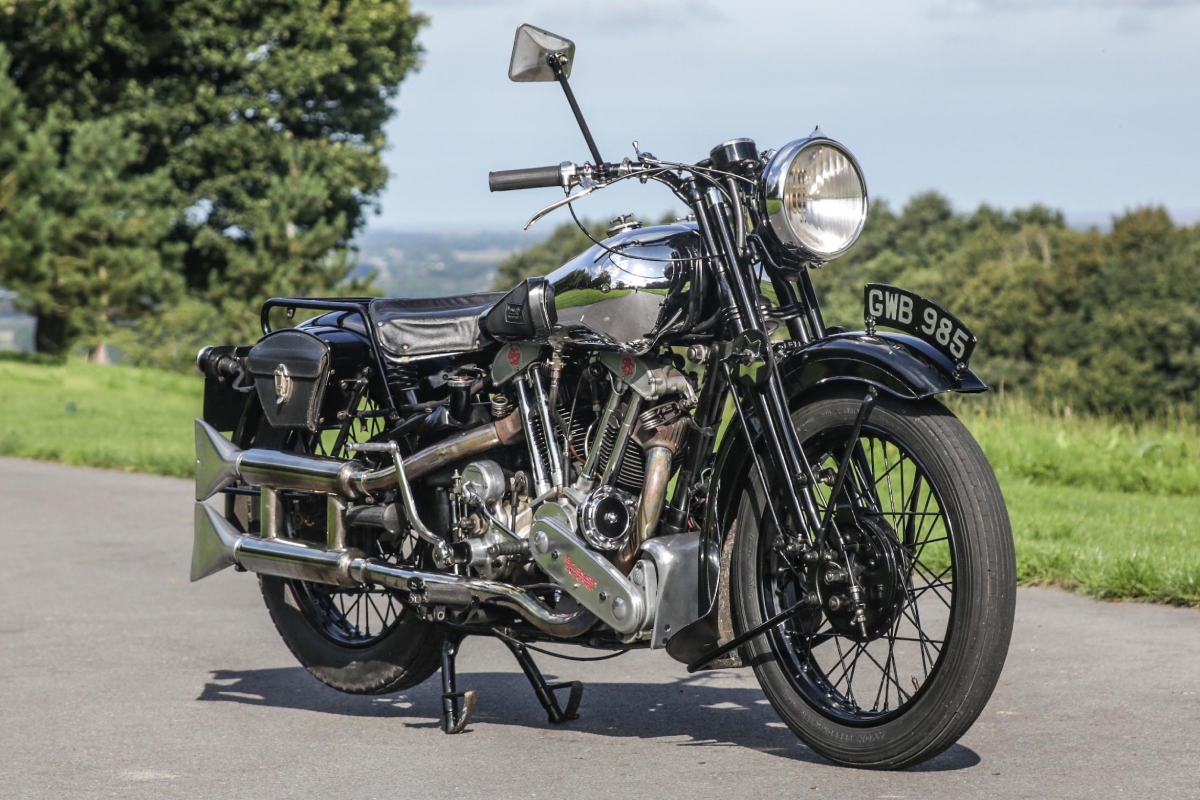 record_subasta_brough_superior_ss100