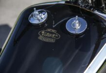 record_subasta_brough_superior_ss100_deposito