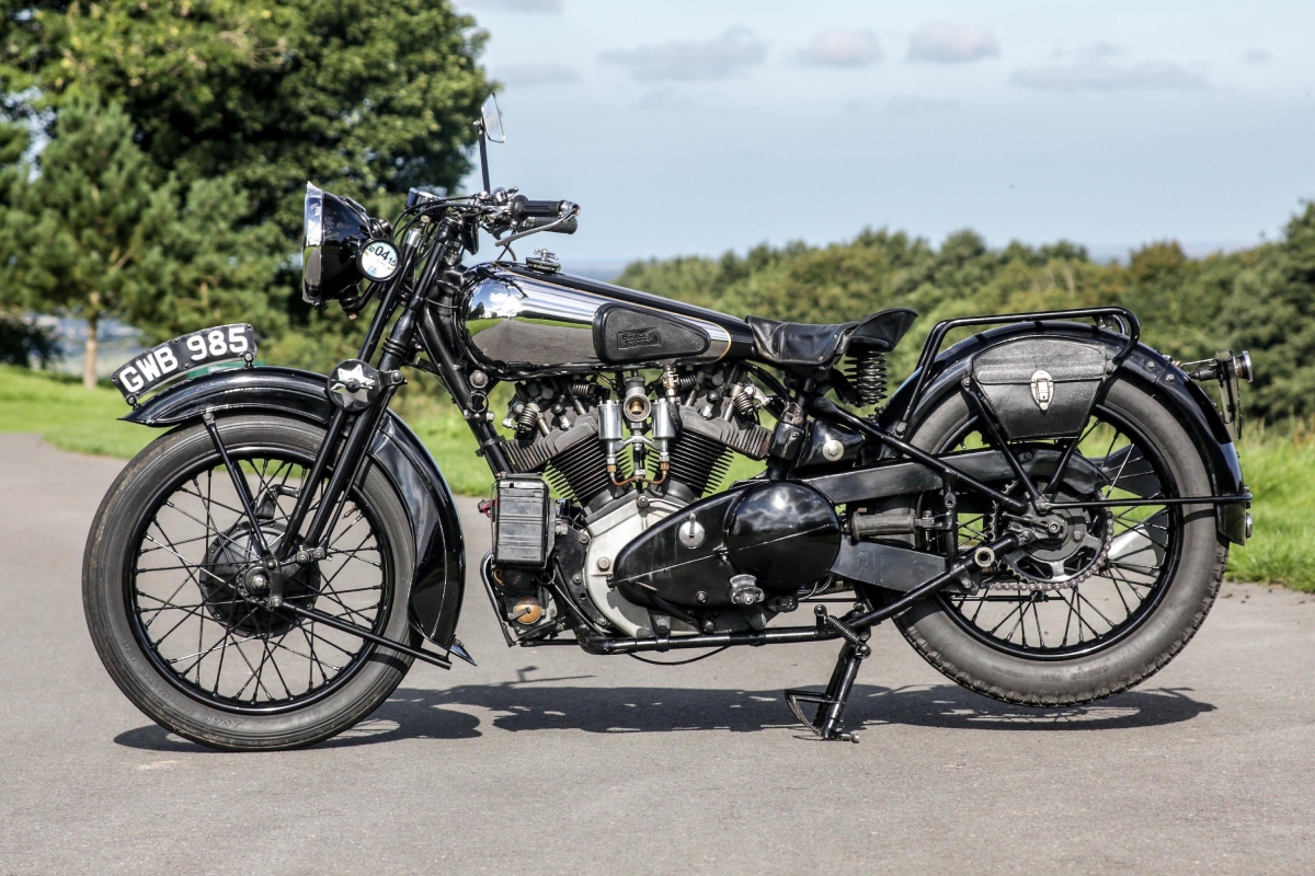 record_subasta_brough_superior_ss100_izquierda