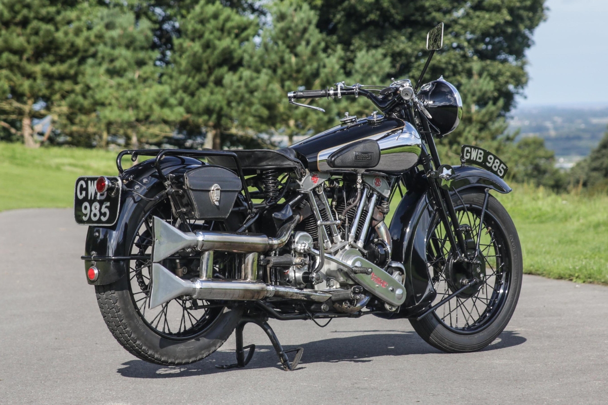 record_subasta_brough_superior_ss100_trasera