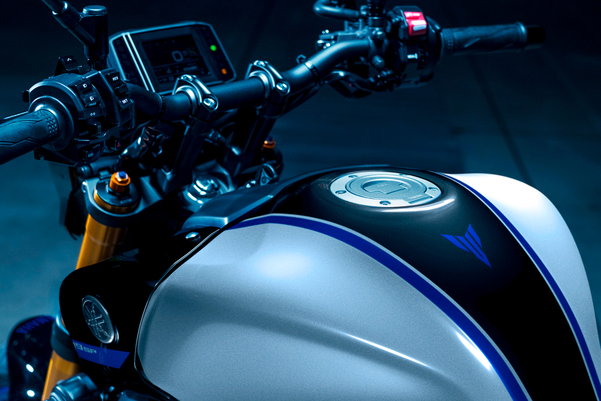yamaha-mt-09-sp-2022-icon-performance-detalle-deposito