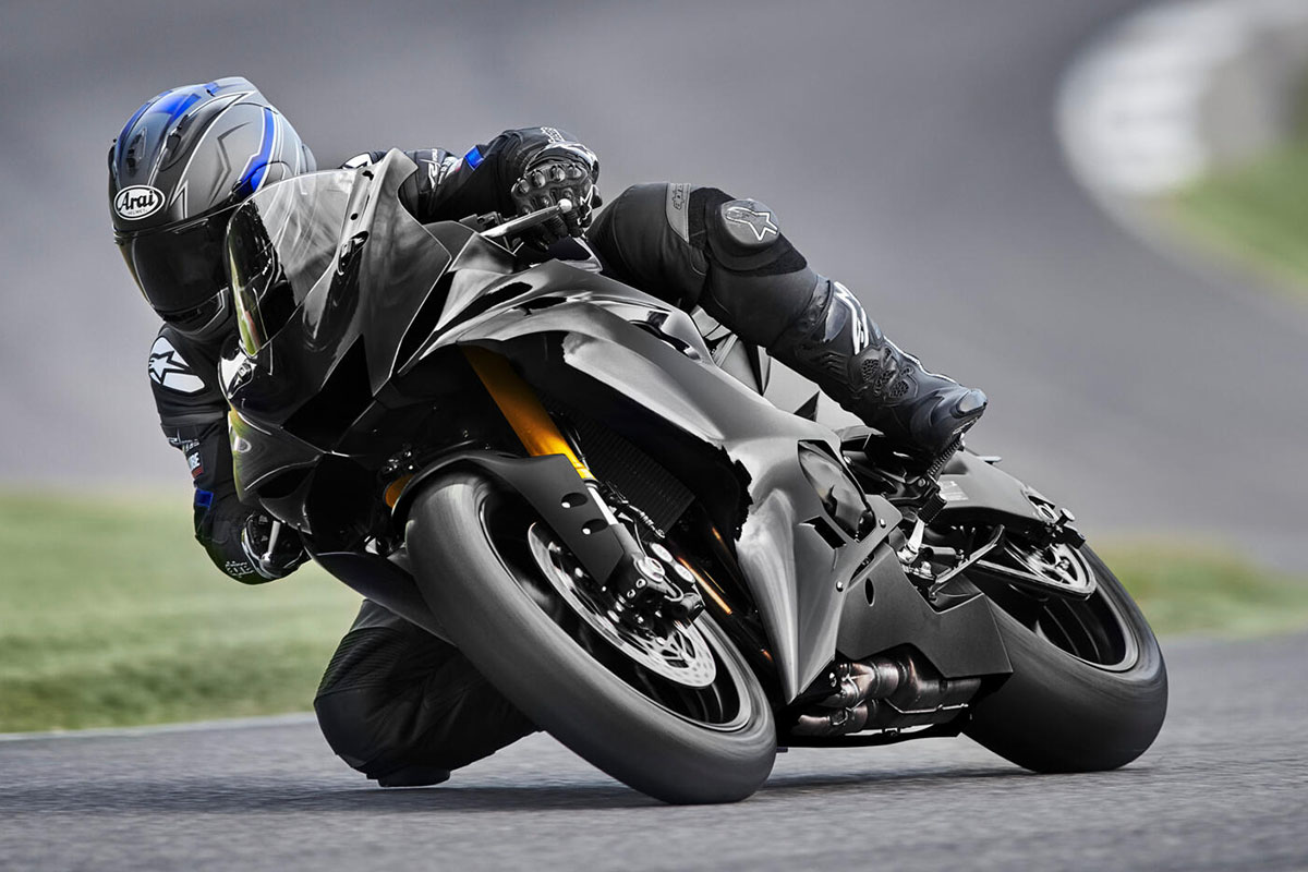 Las Yamaha R6 RACE 2022 llegarán a los concesionarios en mayo